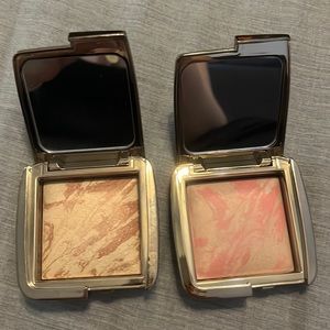 Hourglass blushes